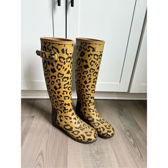Hunter Refined Tall Leopard Original Rain Boots, US 6 / 37 - Picture 2 of 12